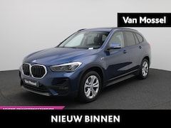 BMW X1 - xDrive25e | Schuif/Kanteldak | LED Koplampen | Privacy Glass | Stoelverwarming | Elektrisc