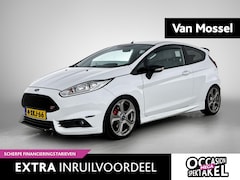 Ford Fiesta - 1.6 ST2 | 182 PK | STOELVERWARMING | CLIMATE CONTROL | CRUISE CONTRTOL | BLUETOOTH |