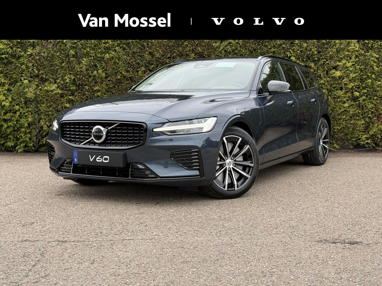 Volvo V60 - 2.0 T8 Plug-in hybrid AWD Plus Dark - AutoWereld.nl