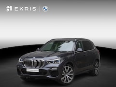 BMW X5 - xDrive45e M Sportpakket | Glazen panoramadak | Driving Assistant Professional | Laserlight