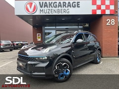 Lynk & Co 01 - 1.5 PHEV // INFINITY SOUND // SCHUIF-KANTELDAK // NAVI+CARPLAY // ELEK. ACHTERKLEP // ADAP
