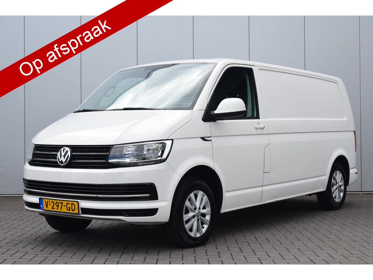 Volkswagen Transporter - 2.0 TDI L2H1 Comfortline Automaat - AutoWereld.nl