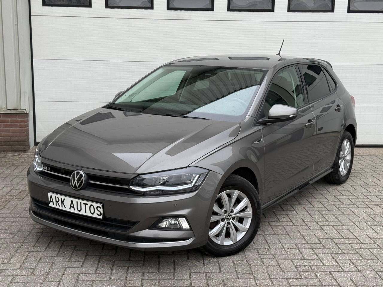 Volkswagen Polo - 110 PK R line - AutoWereld.nl