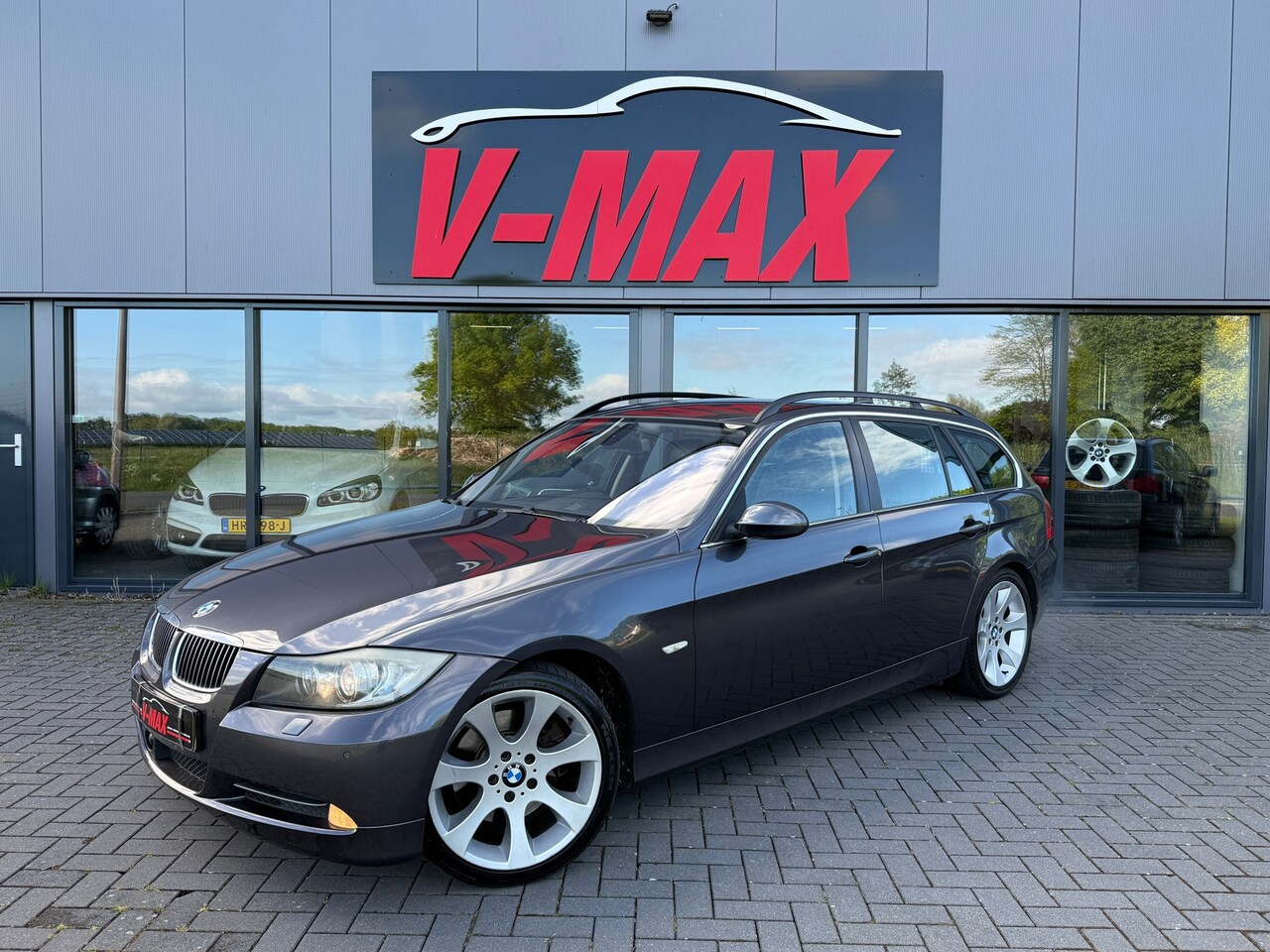 BMW 3-serie Touring - 330xi AUT Leder Memory ACC Xenon NaviProf Trekh. - AutoWereld.nl