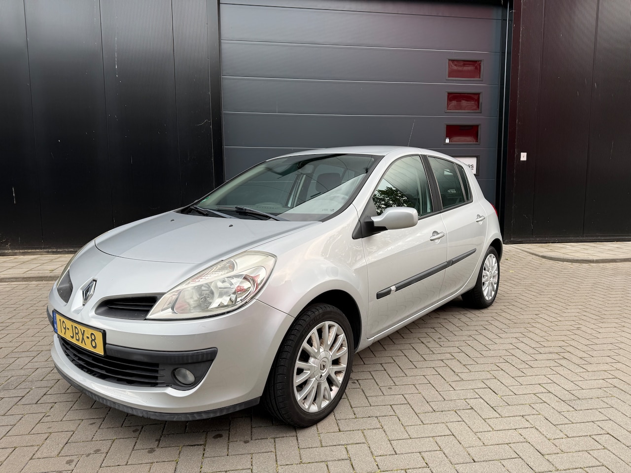 Renault Clio - 1.2-16V Collection 5-DRS Nieuwe APK 51390 Km NAP - AutoWereld.nl