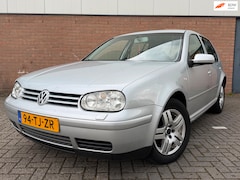 Volkswagen Golf - 1.6-16V Highline CLIMATE/STOELVERWARMING
