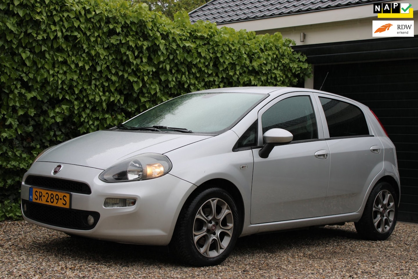 Fiat Punto Evo - 1.3 MultiJet Sempre | EURO 6 | Cruise control | Climate control | Navi - AutoWereld.nl