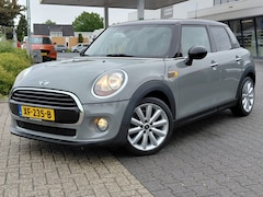 MINI Cooper - 1.5 136PK AUTOMAAT NAVI CRUISE