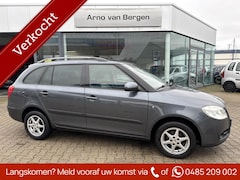 Skoda Fabia Combi - 1.4-16V Tour, climatronic, cruisecontrol, trekhaak, nette auto afkomstig van de 2e eigenaa