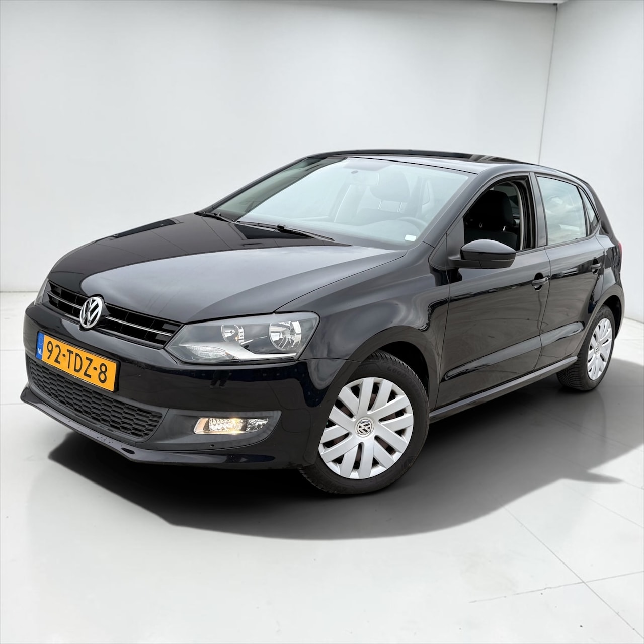Volkswagen Polo - 1.2 TSI Comfortline Apple CarPlay CAM SENSOR - AutoWereld.nl