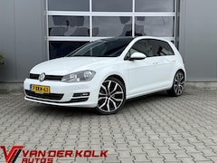 Volkswagen Golf - 1.2 TSI Comfortline | CarPlay | Leder | Navigatie | Climate | Cruise | Lichtmetaal | Memor