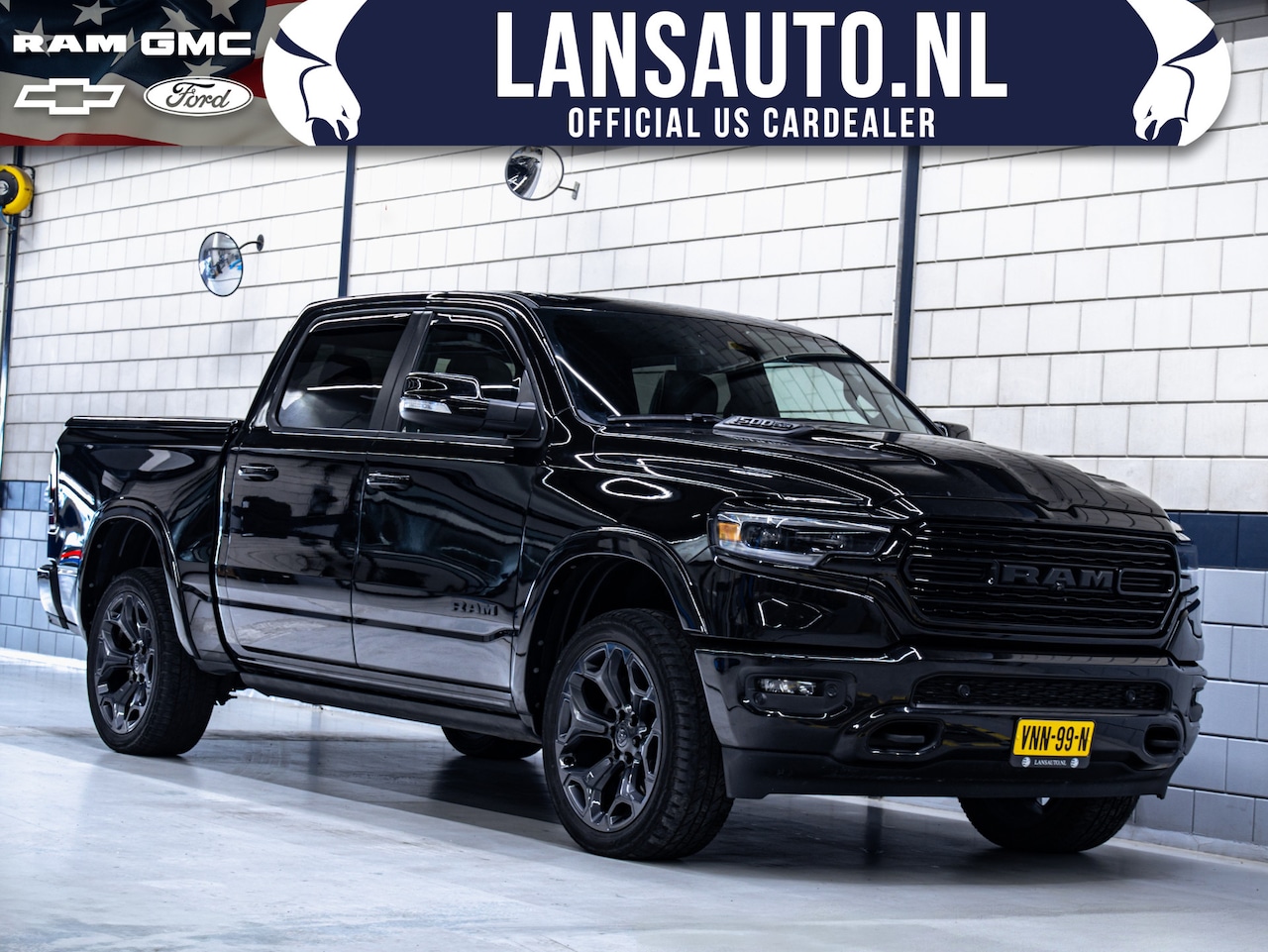 Dodge Ram 1500 - Limited Night Edition |  Multi tailgate | Eerste eigenaar | Dealer onderhouden - AutoWereld.nl