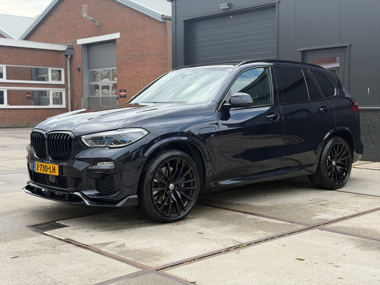 BMW X5 - XDrive45e High Executive Head UP H/K Pano Trekhaak - AutoWereld.nl