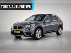 BMW X1 - sDrive20i High Executive AUTOMAAT NL AUTO*AFN. HAAK*LED