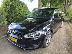 Volkswagen Golf - 1.4 TSI Connected Series Allstar