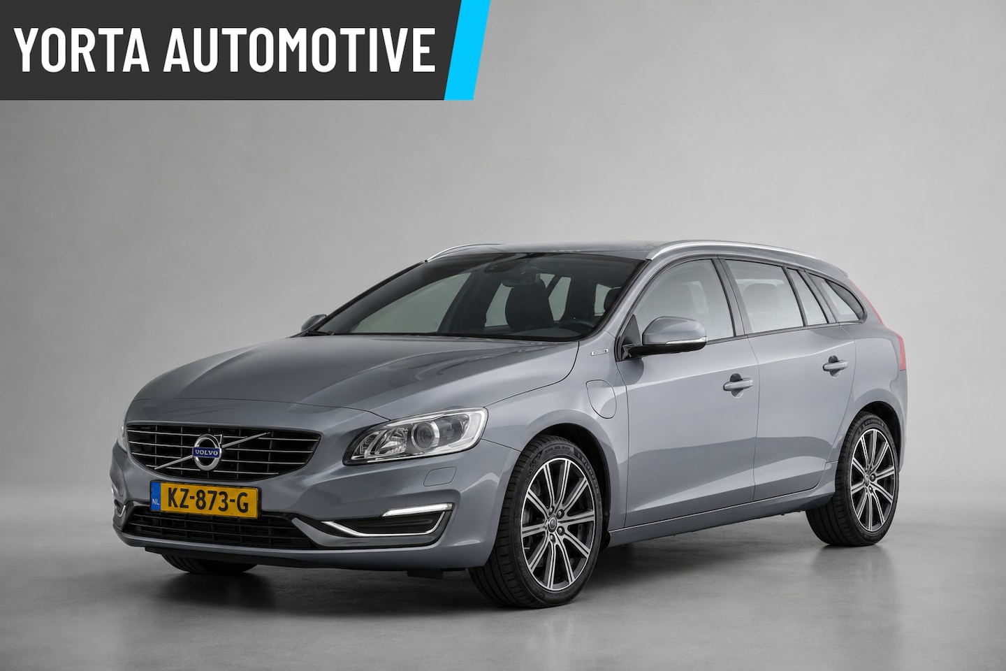 Volvo V60 - 2.4 D5 Twin Engine NL AUTO*TR. HAAK*MEMORY*LEDER - AutoWereld.nl