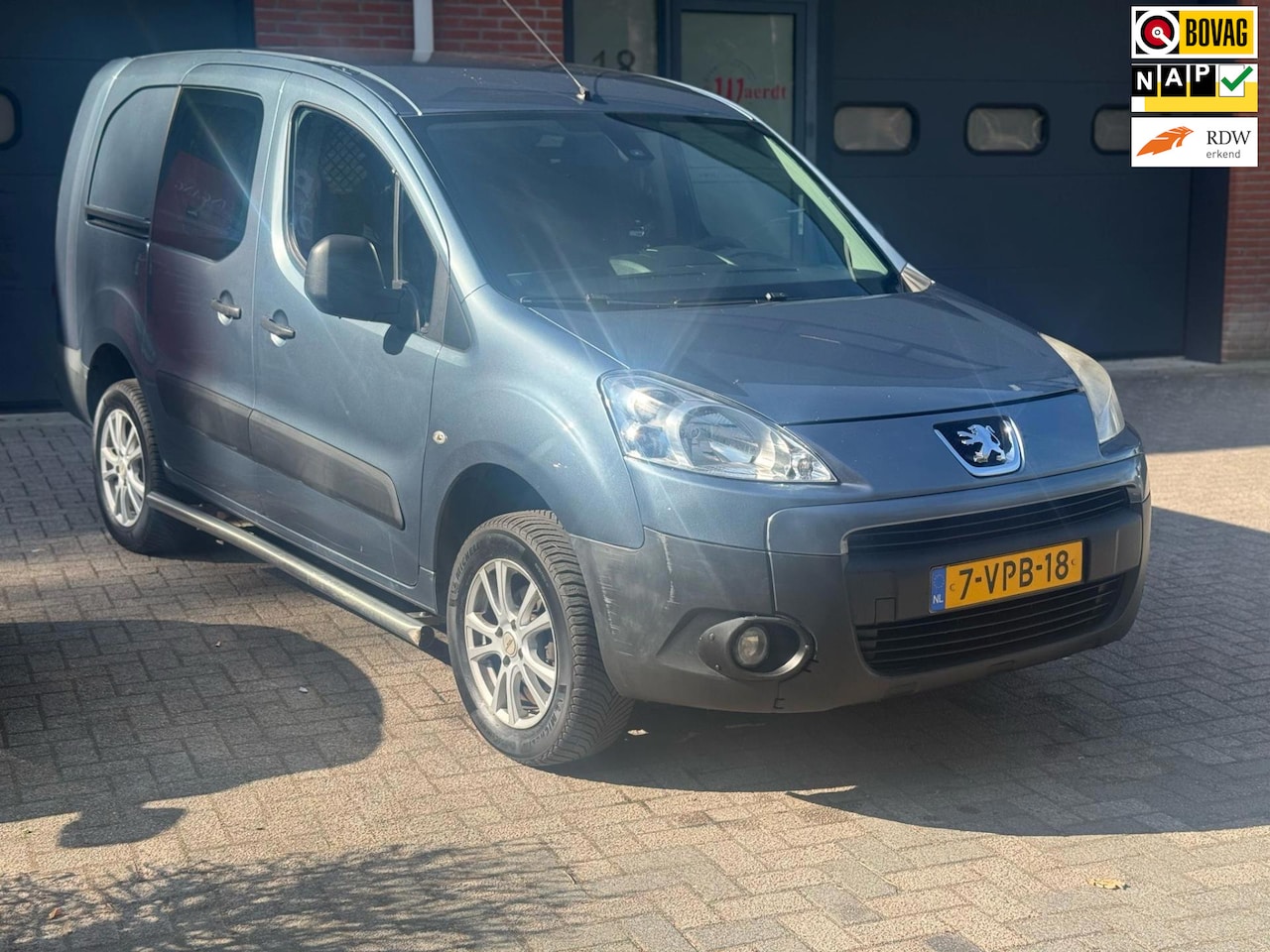 Peugeot Partner - DANGEL 4X4 |122 1.6 HDI L2 XT Profit +/ELEK.PAKKET/4X4/AIRCO/LUXE uitvoering - AutoWereld.nl