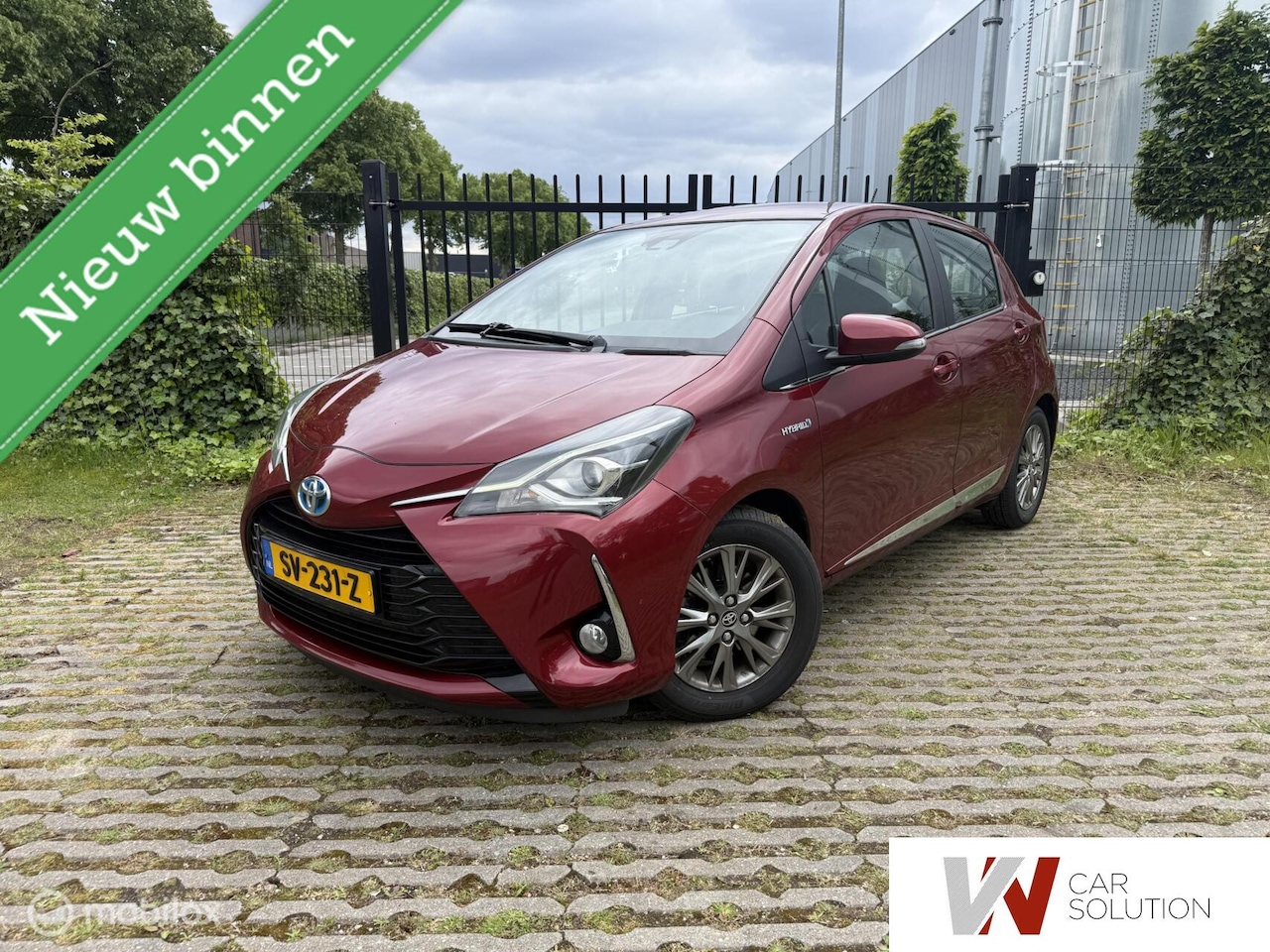 Toyota Yaris - 1.5 Hybrid Executive DEALER NAP NAVI PDC CAM TREK - AutoWereld.nl