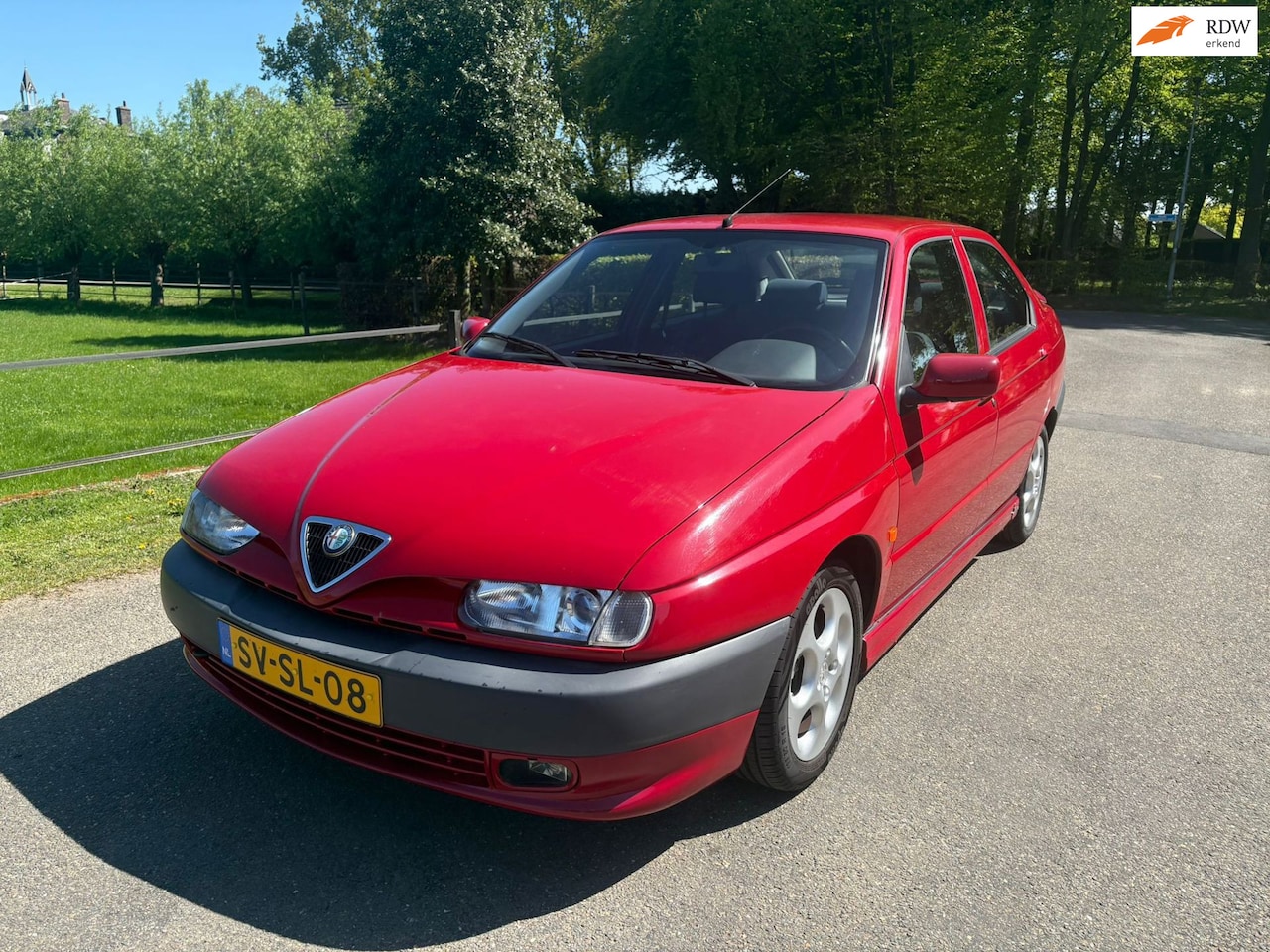 Alfa Romeo 146 - 1.4-16V T.Spark L Junior 1.4-16V T.Spark L Junior - AutoWereld.nl