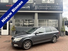Skoda Octavia Combi - 1.4 TSI Greentech Elegance Business Line Tik in motor Bj 2012
