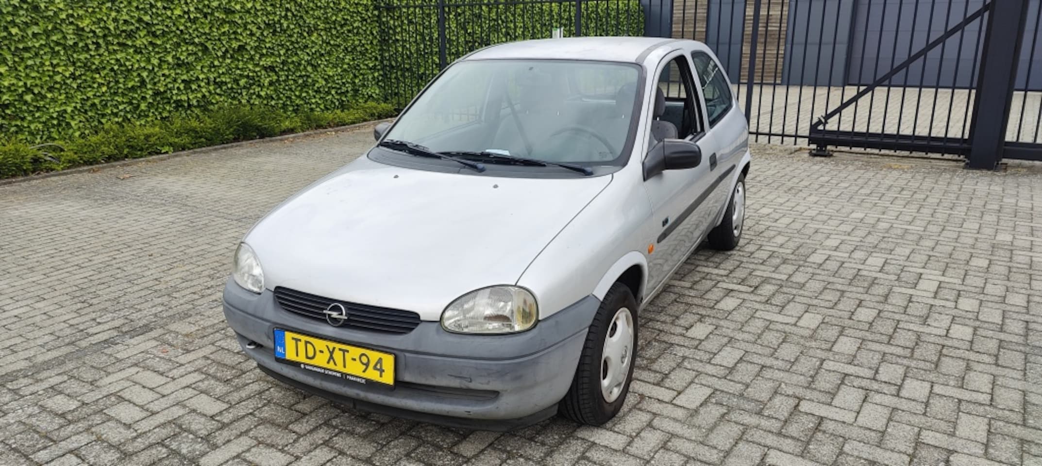 Opel Corsa - 1.0i-12V City NETTE STAAT 120.000KM NAP Nieuwe apk - AutoWereld.nl