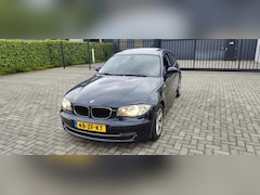 BMW 1-serie - 118i Business Line