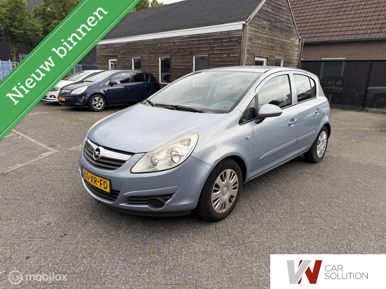 Opel Corsa - 1.2-16V Enjoy KOPPAKKING LEK - AutoWereld.nl
