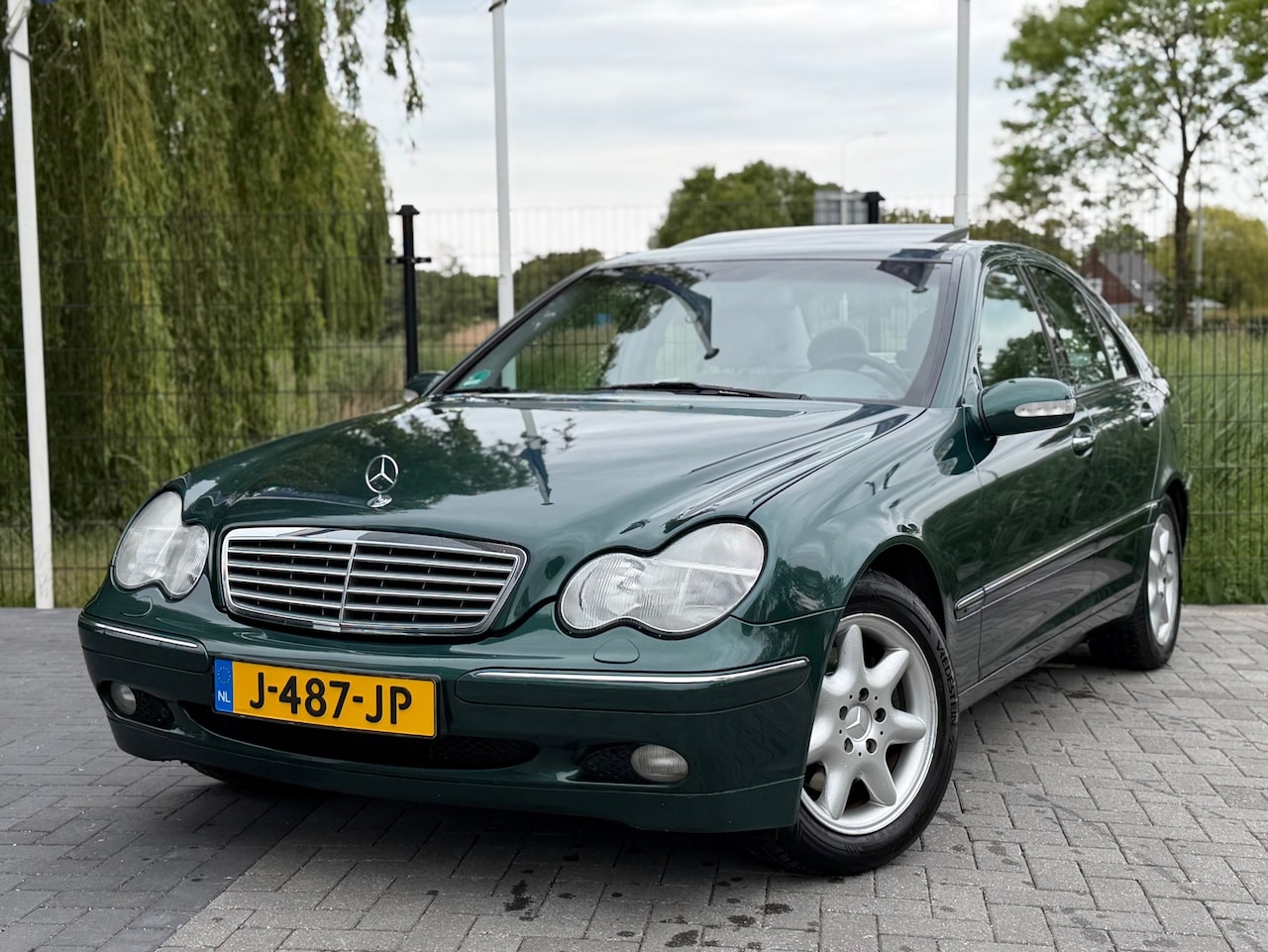 Mercedes-Benz C-klasse - 320 V6 AUT / CLIMA / CRUISE / LEDER / SCHUIFDAK - AutoWereld.nl