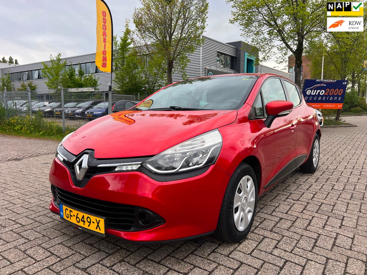 Renault Clio - 1.5 dCi ECO Expression - Airco - Cruise - 5 Deurs - AutoWereld.nl