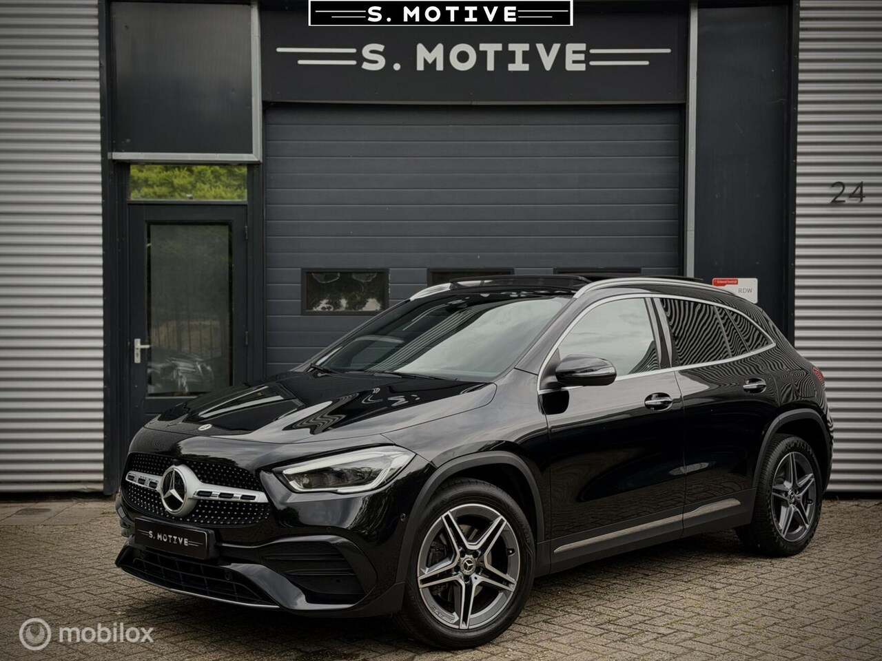 Mercedes-Benz GLA-Klasse - 250 e AMG Line. Pano, Dealer, Memory, 1eig - AutoWereld.nl