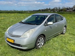 Toyota Prius - 1.5 VVT-i