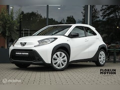 Toyota Aygo X - 1.0 VVT-i MT Play | Adaptive cruise | Camera | CarPlay | Airco | Fun | Recent onderhoud ge