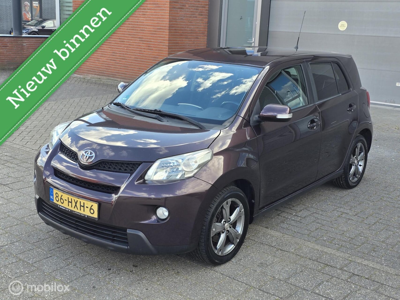 Toyota Urban Cruiser - 1.3 VVT-i Dynamic 1.3 VVT-i Dynamic - AutoWereld.nl