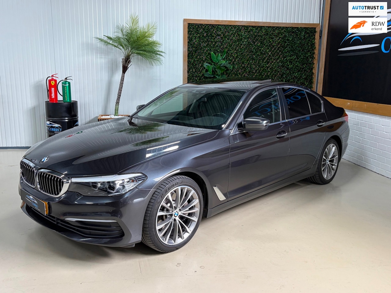 BMW 5-serie - 530i xDrive High Executive|Schuifdak|Memory|Trekhaak| - AutoWereld.nl