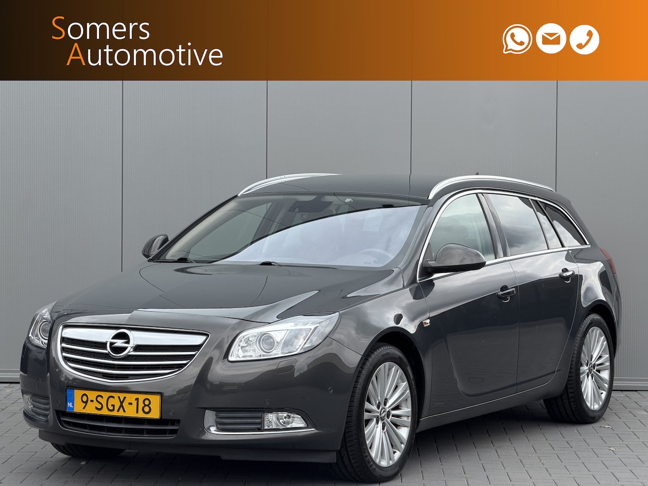 Opel Insignia Sports Tourer - 1.6 T 180pk Cosmo | Navigatie | Xenon | Trekhaak | Elektr. Achterklep | - AutoWereld.nl