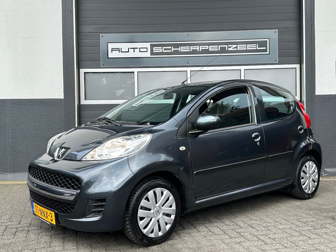 Peugeot 107 - 1.0-12V XS NL AUTO| AIRCO | 4-S banden | ZUINIG - AutoWereld.nl