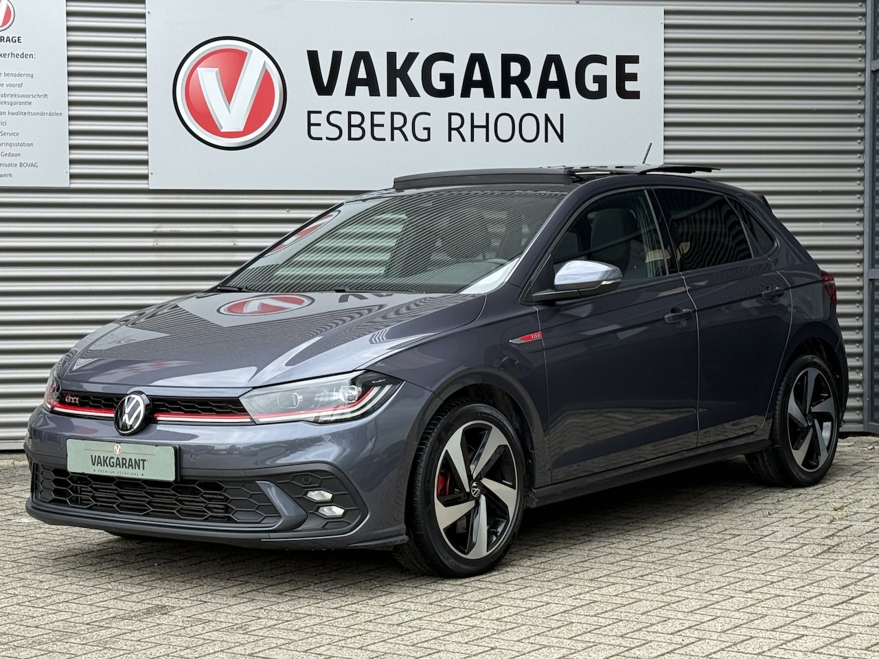 Volkswagen Polo - 2.0 TSI GTI DSG SCHUIFDAK,IQ-LIGHT - AutoWereld.nl