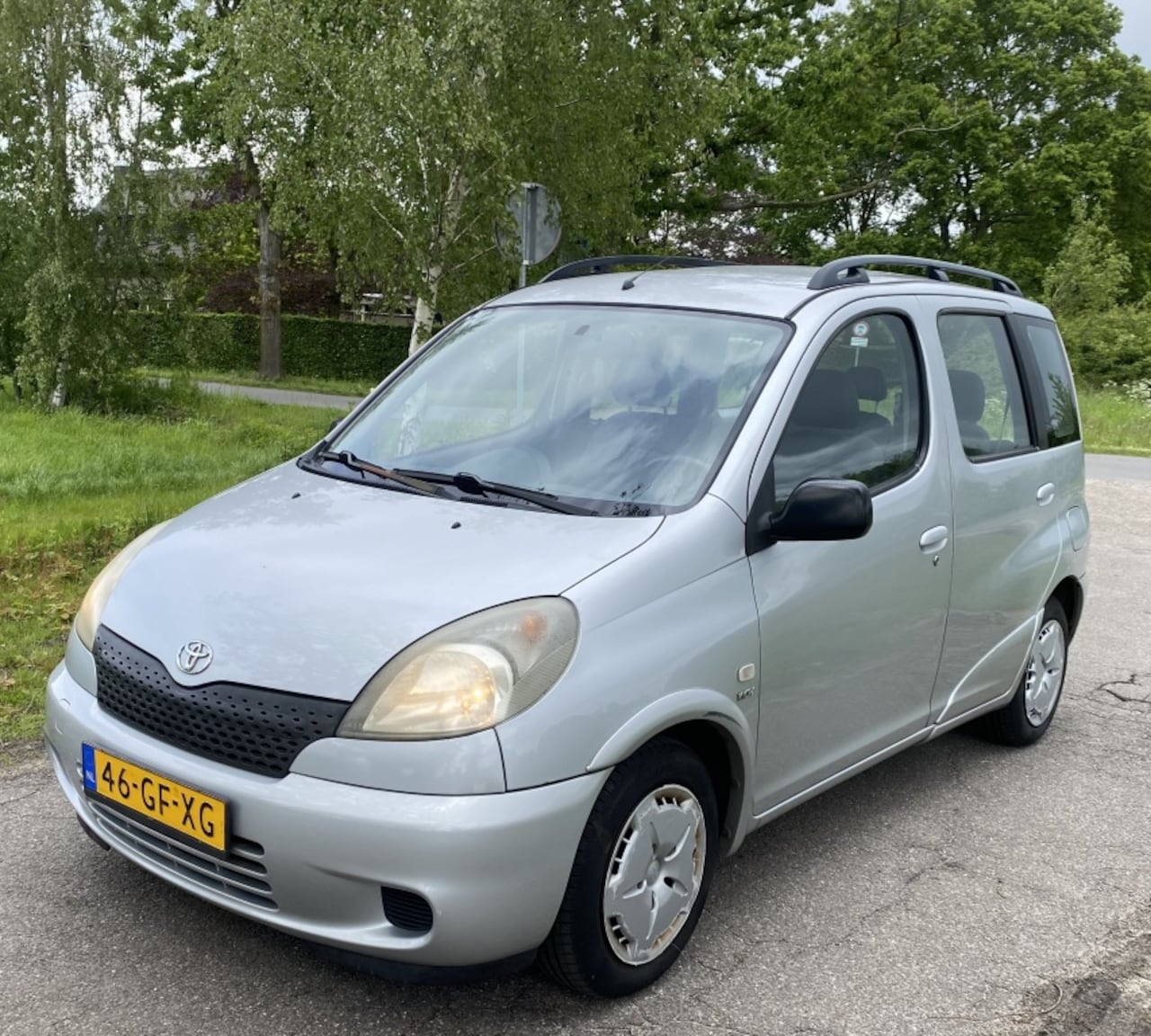 Toyota Yaris Verso - 1.3-16V VVT-i Luna 1.3-16V VVT-i Luna - AutoWereld.nl