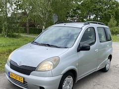 Toyota Yaris Verso - Automaat 1.3-16V VVT-i Luna