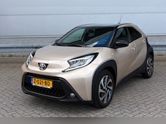 Toyota Aygo X - 1.0 VVT-i MT Premium 1e eigenaar | Camera | CarPlay | Fabrieksgarantie