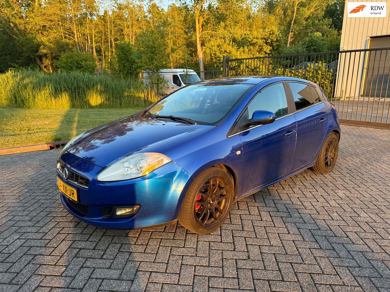 Fiat Bravo - 1.4 T-Jet Sport/150PK/5DEURS/CLIMA/ELEKTRISCHERAMEN/ - AutoWereld.nl