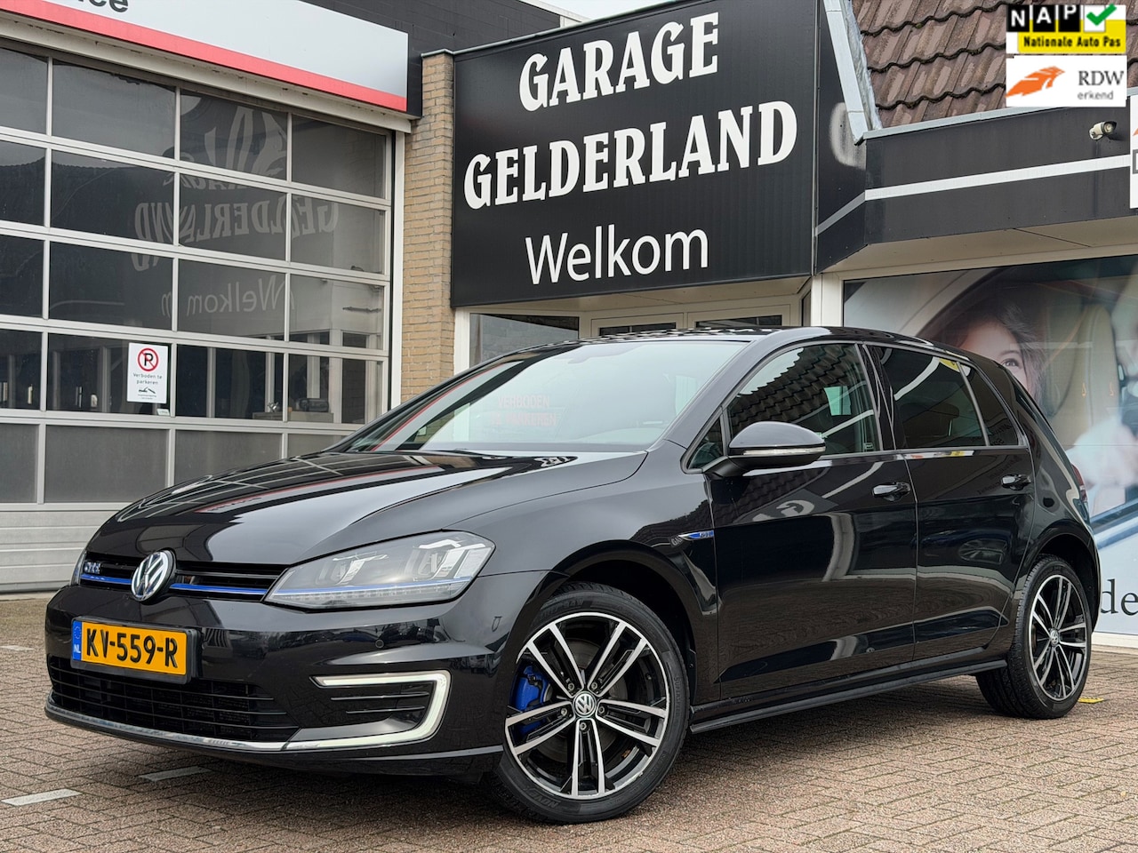 Volkswagen Golf - 1.4 TSI GTE | Navi | Acc | Apple/Android | Cruise | Climate | Pdc | Full-Option's - AutoWereld.nl