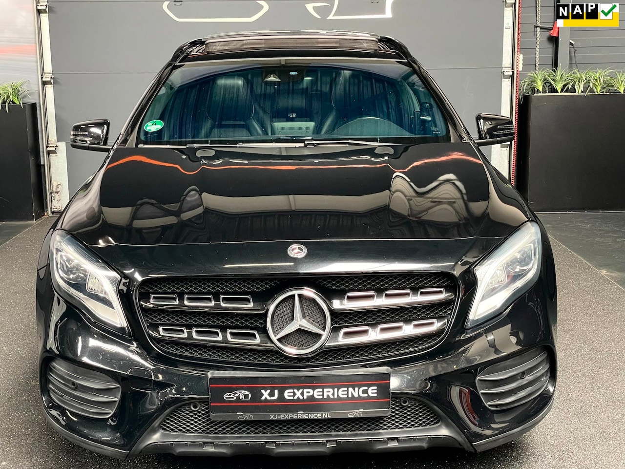 Mercedes-Benz GLA-Klasse - 250 FACE-LIFT AMG PANO NAVI AIRCO 250 PK - AutoWereld.nl