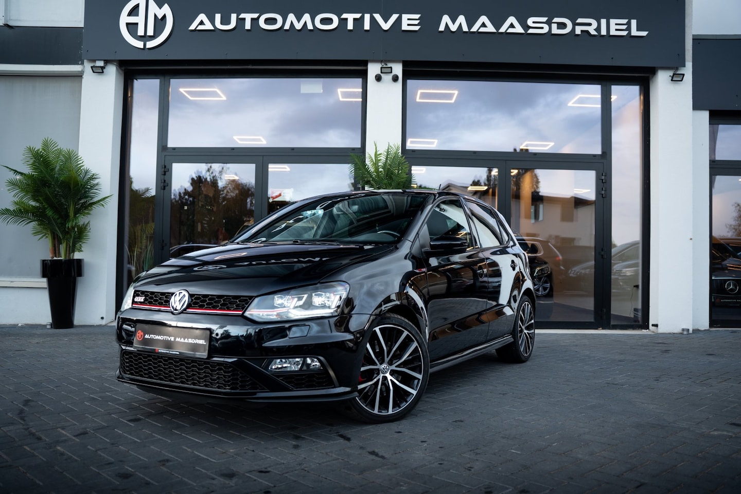 Volkswagen Polo - 1.8 TSI GTI/DSG/Camera - AutoWereld.nl