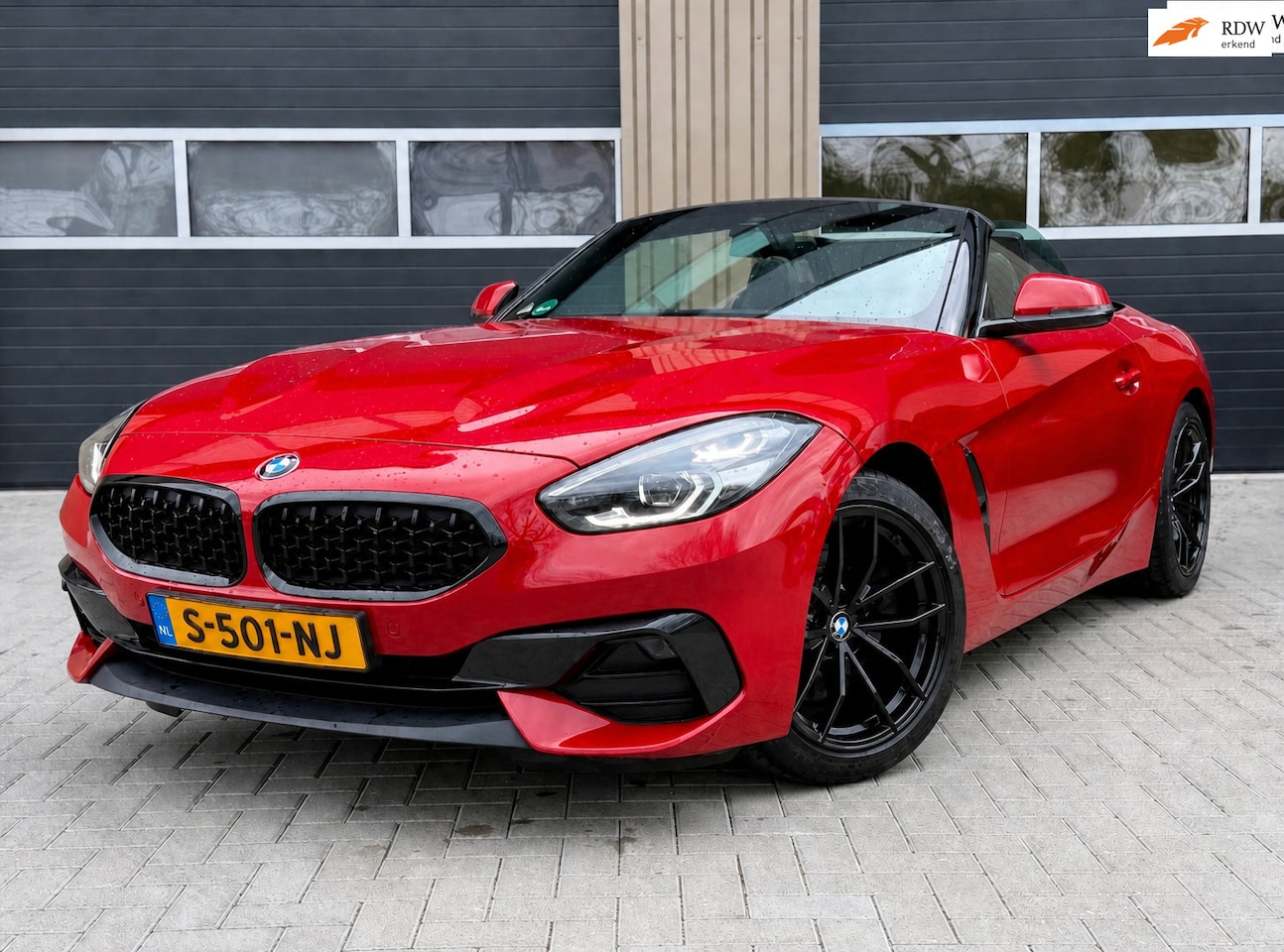 BMW Z4 Roadster - SDrive20i High Executive | 28.000 km | onderhoudspakket afgekocht - AutoWereld.nl