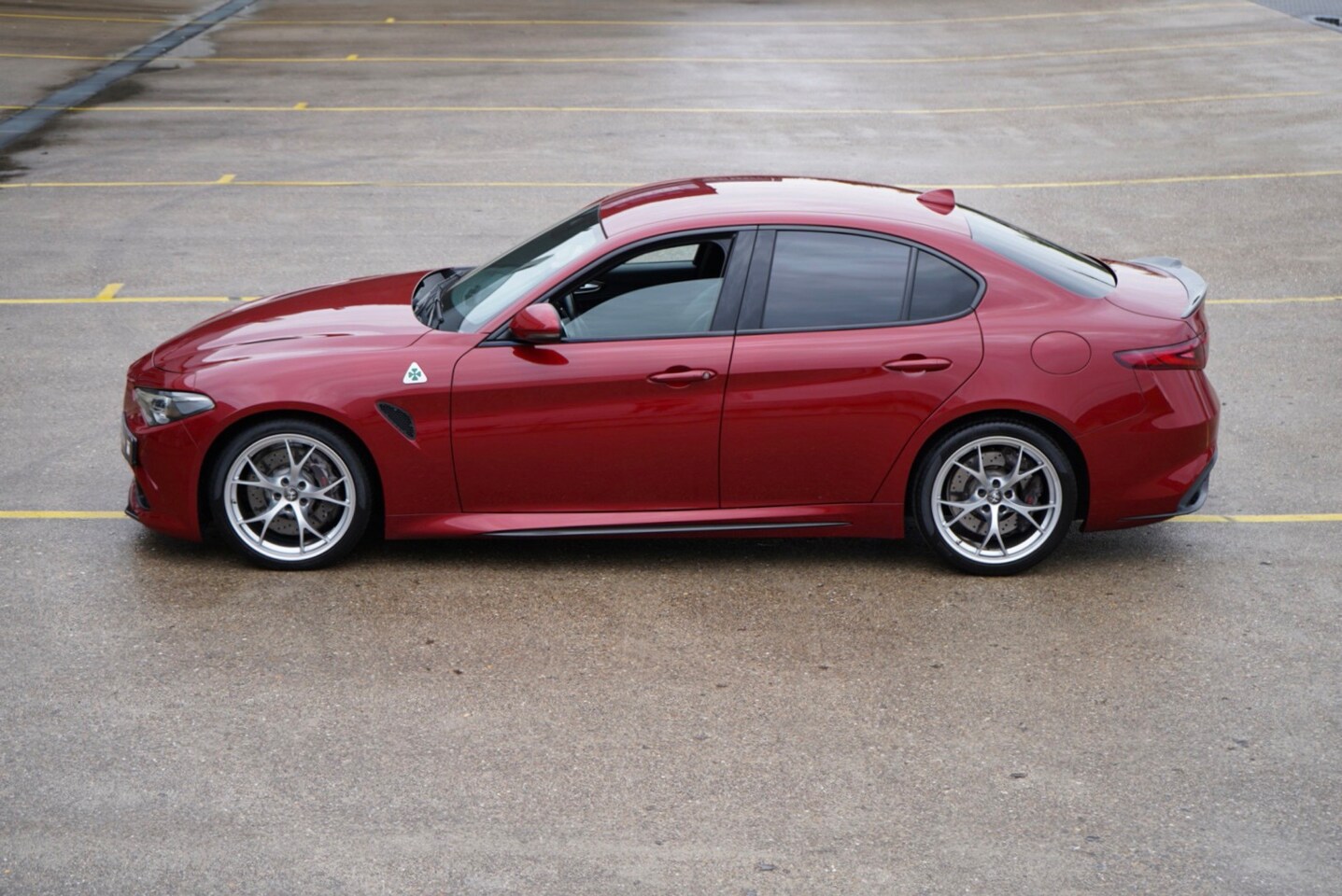 Alfa Romeo Giulia - 2.9 V6 Quadrifoglio 2.9 V6 Quadrifoglio - AutoWereld.nl