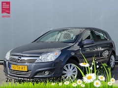 Opel Astra - BJR 2007 1.6 116 PK Temptation TREKHAAK | AIRCO | CRUISE | APK 02-27