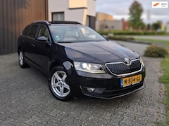 Skoda Octavia Combi - 1.8 TSI Greentech Elegance Businessline