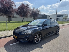 Ford Focus - 1.0 EcoBoost ST Line Business B&O/Adaptive cruise/Dealer OH/Org.NL/Volle uitvoering