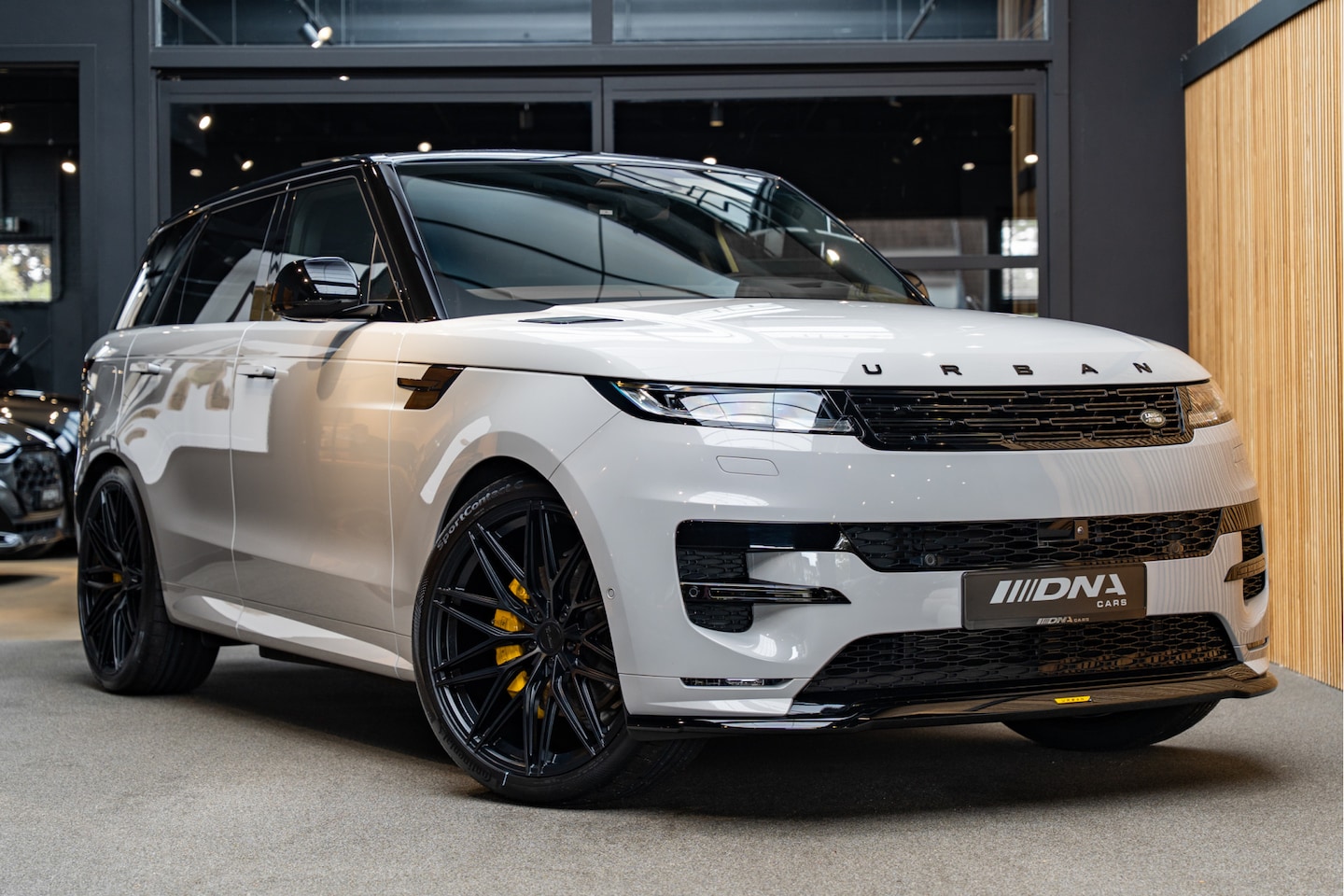 Land Rover Range Rover Sport - P460e Dynamic HSE Urban Koelbox Pano 3.0 P460e Dynamic HSE PHEV Urban . - AutoWereld.nl